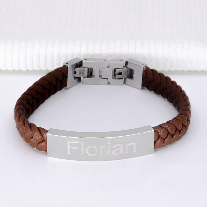 Leather Bracelet personnalisé avec prénom : avec lanière en cuir